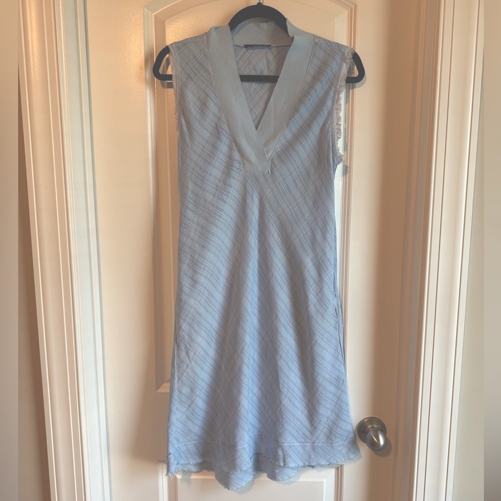 Blue V-Neck Sleeveless Dress